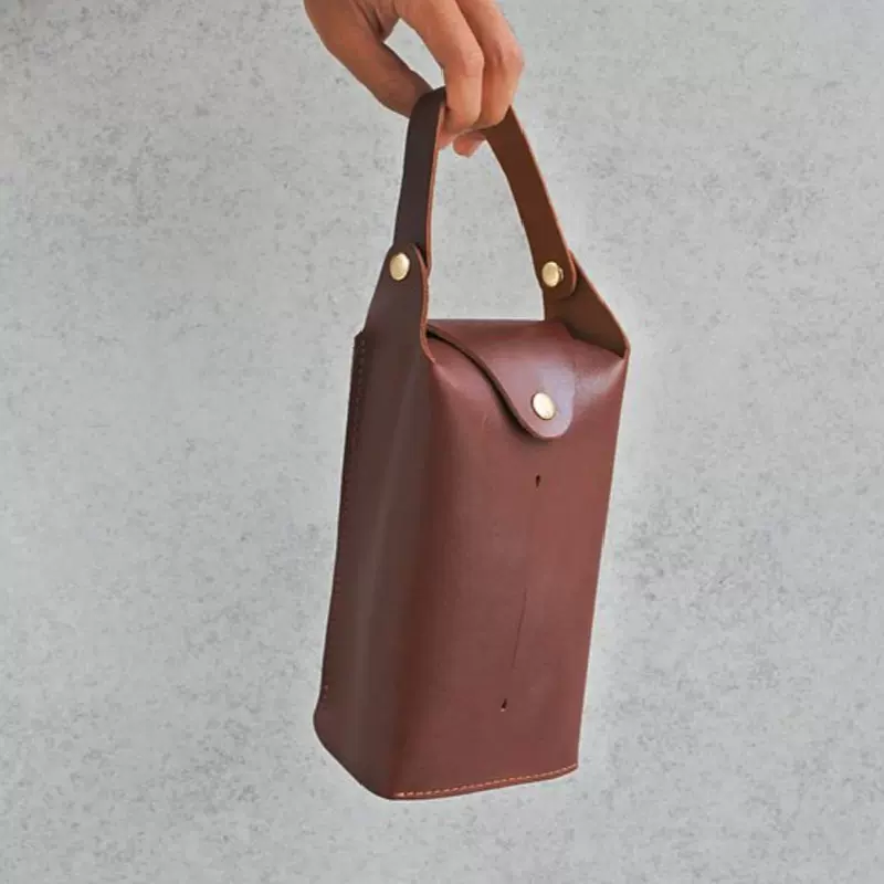 车载创意纸巾皮套  挂式车用纸巾盒套  家用手提PU抽纸盒