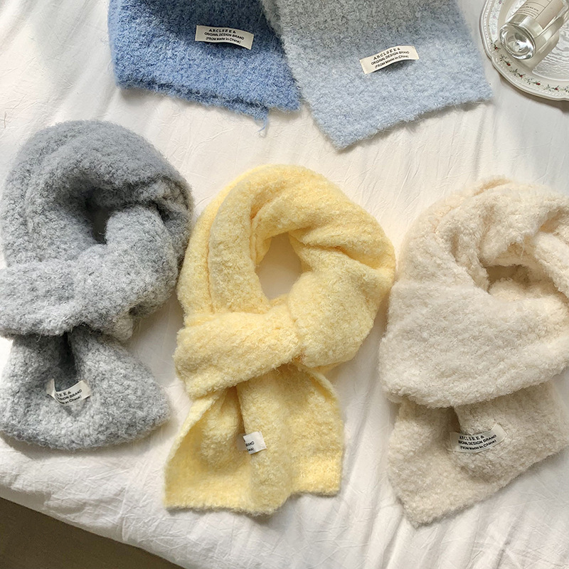 Bufandas de punto para mujeres invierno 2025 nuevo color sólido multifacé caliente imitación de cashmere suave glutinosa bufandas al por mayor