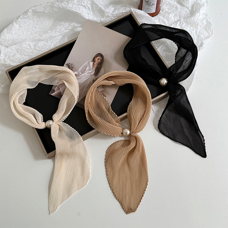 Pañuelo de seda largo pequeño con hebilla magnética de perlas, nuevo estilo femenino, camisa a juego de color sólido de todo fósforo, bufanda de cuello pequeña, bufanda de seda arrugada