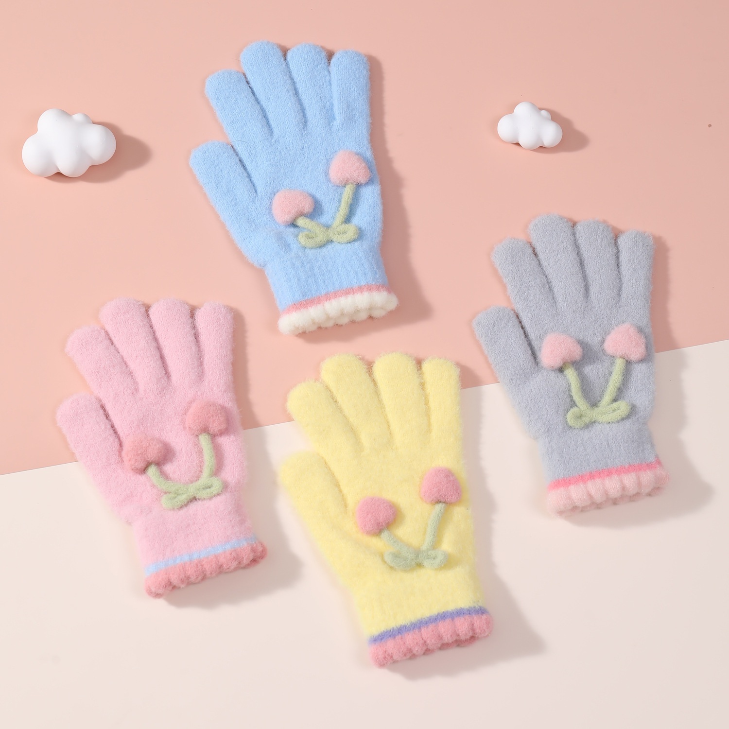 Heart-Shaped Cherry Full-Finger Adult Gloves for Girls, Sweet and Cute Plush Gloves, Thickened for Warmth, Frost-Resistant, Fresh and Versatile