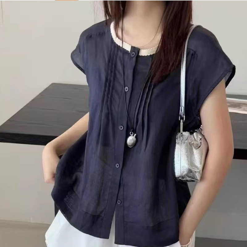 韓国ニッチラウンドネックコントラストプリーツ半袖シャツ女性のための 2025 夏の新しいファッションデザインレトロトップ|undefined