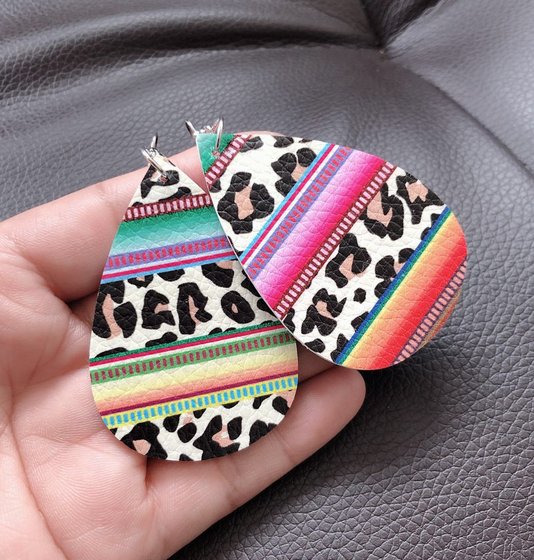 New Water Drop Leopard Print Striped Leather Earrings Wholesale Nihaojewelry display picture 4