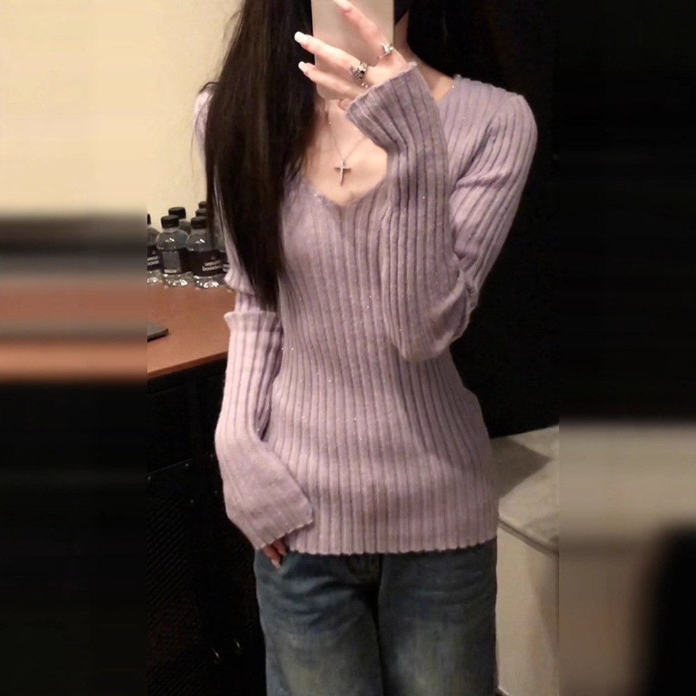 2025新款独特v领紫色针织衫毛衣女秋冬季修身内搭打底衫长袖上衣
