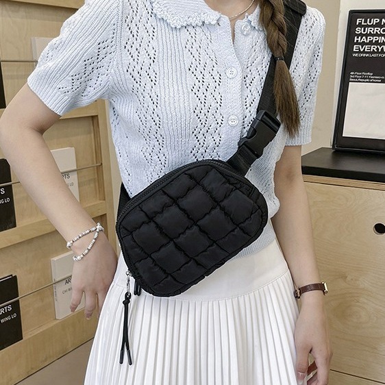 跨境歐美時尚泡泡尼龍羽絨服輕薄2024新款簡約潮流腰包旅行褶皺包