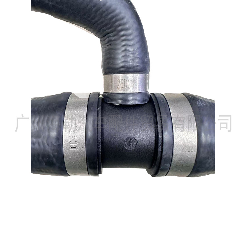 Oe17127508038 for Bmw E65 Upper Water Pipe 1712 7508 038