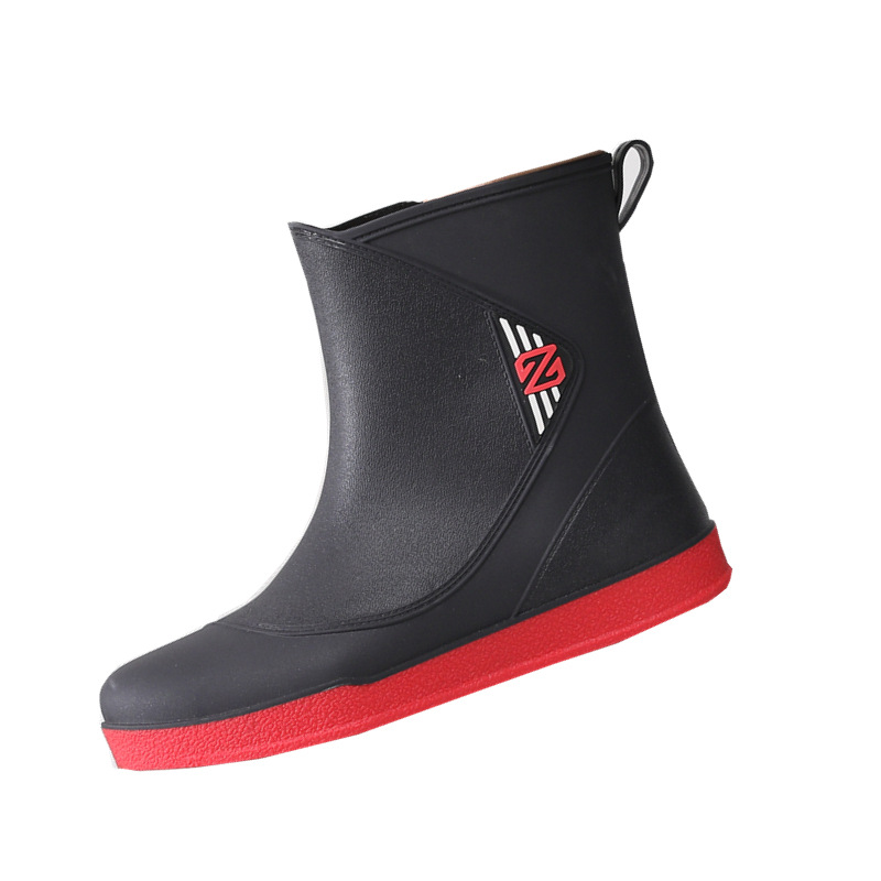 2024 nuevas Botas de lluvia zapatos de goma para hombres Botas de lluvia a media pantorrilla Cocina para llevar zapatos de agua de moda Zapatos de pesca para hombres zapatos de trabajo moda