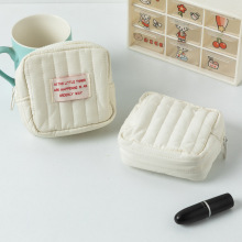 韩版简约方形小号化妆包学生小众耳机零钱包少女便携口红收纳包