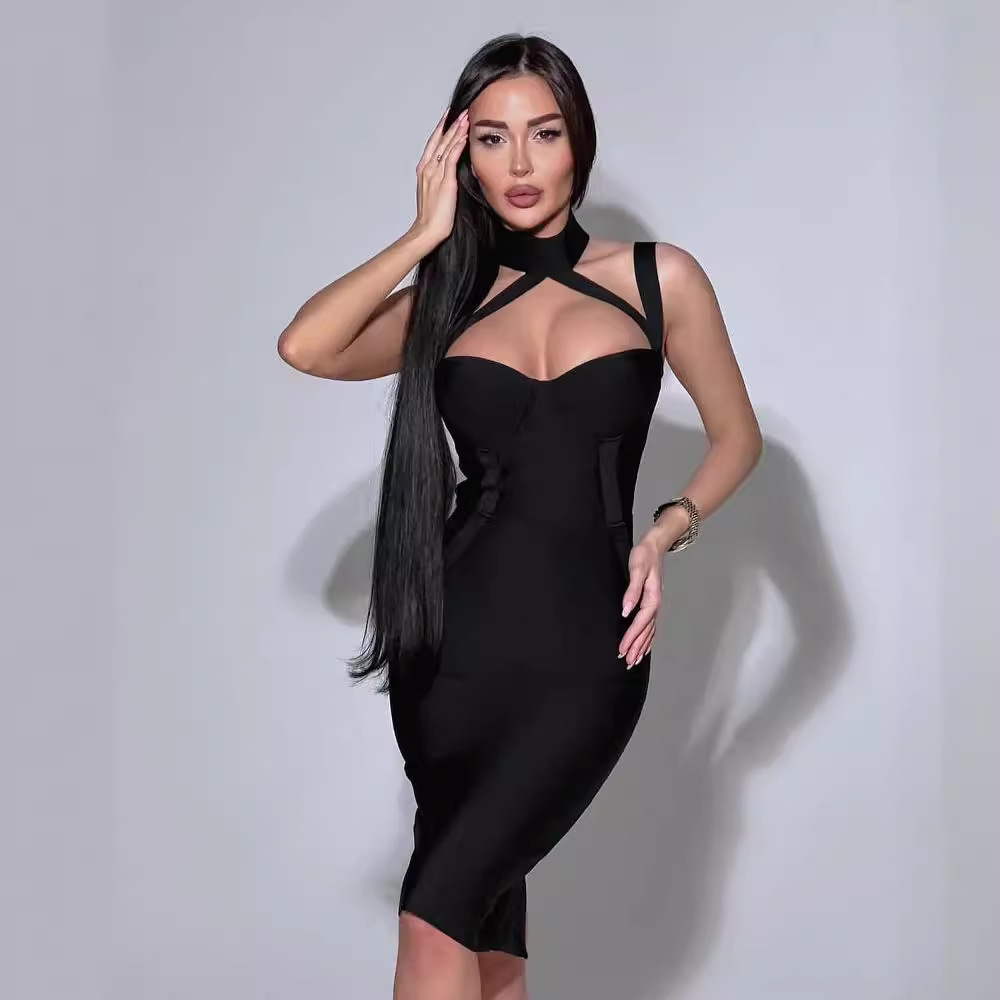 European and American Style Sexy Spaghetti Strap Bandage Dress with Cutout Halter Neck, Bust-Hugging, Tight-Fitting, Sexy Bodycon Evening Gown That Flatters the Figure