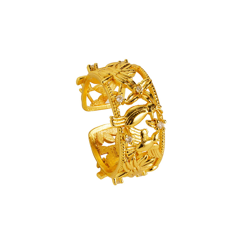 Flores y pájaros retro palacio aire hueco anillo de oro de arena lenguaje de pájaros fragancia dorada no se desvanecerá anillo femenino al por mayor