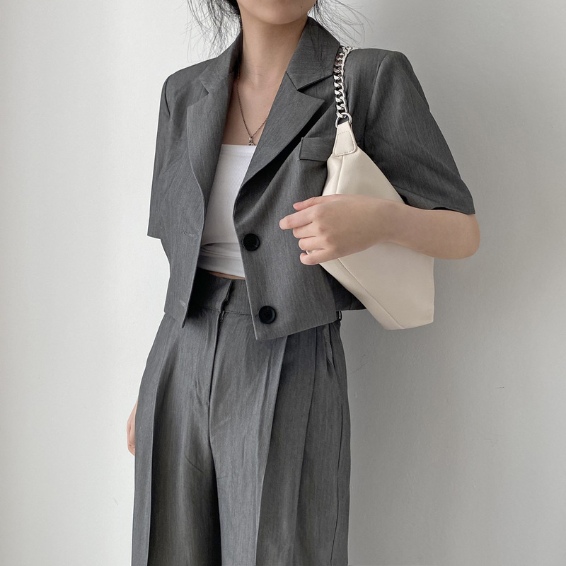 Korean Chic Summer French-Style High-End Loose Versatile Short Blazer + Pleated Casual Pants for Women Korean Chic Summer French-Style High-End Loose Versatile Short Blazer + Pleated Casual Pants for Women