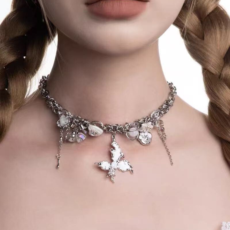 Butterfly Galaxy! Ice Crystal Butterfly Diamond Liquid Flow Metal Butterfly Sweet Cool Hot Girl Y2K Shell Clavicle Chain Necklace