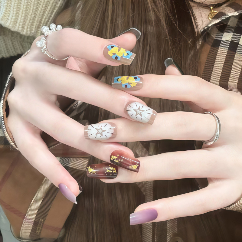 Amber Star Oil Painting Gradient Handmade Manicure Wearable Nails Retro Niche Finger Nail Stickers Short Ladder False Nails Amber Star Oil Painting Gradient Handmade Manicure Wearable Nails Retro Niche Finger Nail Stickers Short Ladder False Nails