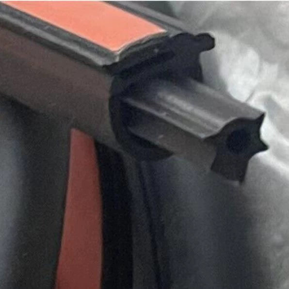 Производители поставляют Mercedes-Benz дверную уплотнительную ленту оригинальную автомобильную фабрику самоклеящаяся дверная уплотнительная лента ветрозащитная оригинальные аксессуары Mercedes-Benz