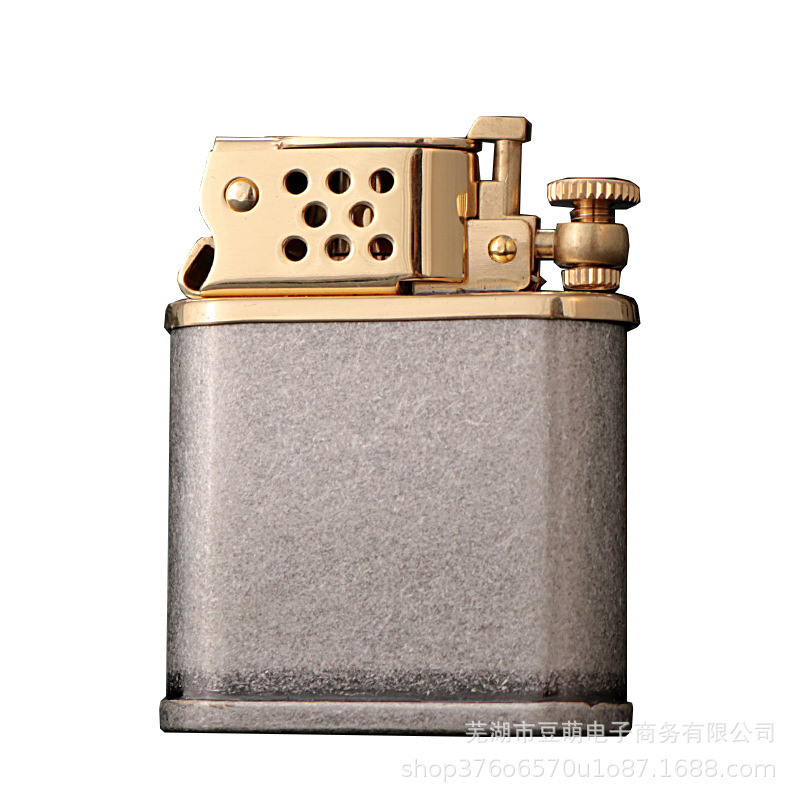 Moda Zoro Z561 Du Yue Sheng con el mismo encendedor de queroseno en línea popularidad creativa personalidad eyección ignición de un botón