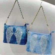 �{�X�����¿�r��Ů���C荳��朗l�μ�б�����������ţ�а��m��