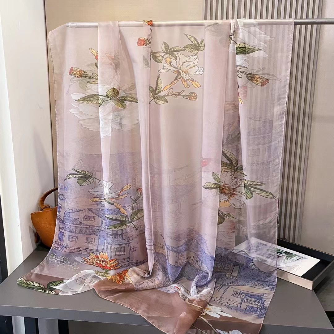 春と秋のシルクスカーフ女性用2026年新作大判ガーゼスカーフ、スタイリッシュでシンプル、多用途、おしゃれな日焼け止めショール、お母さんへのプレゼントに最適。