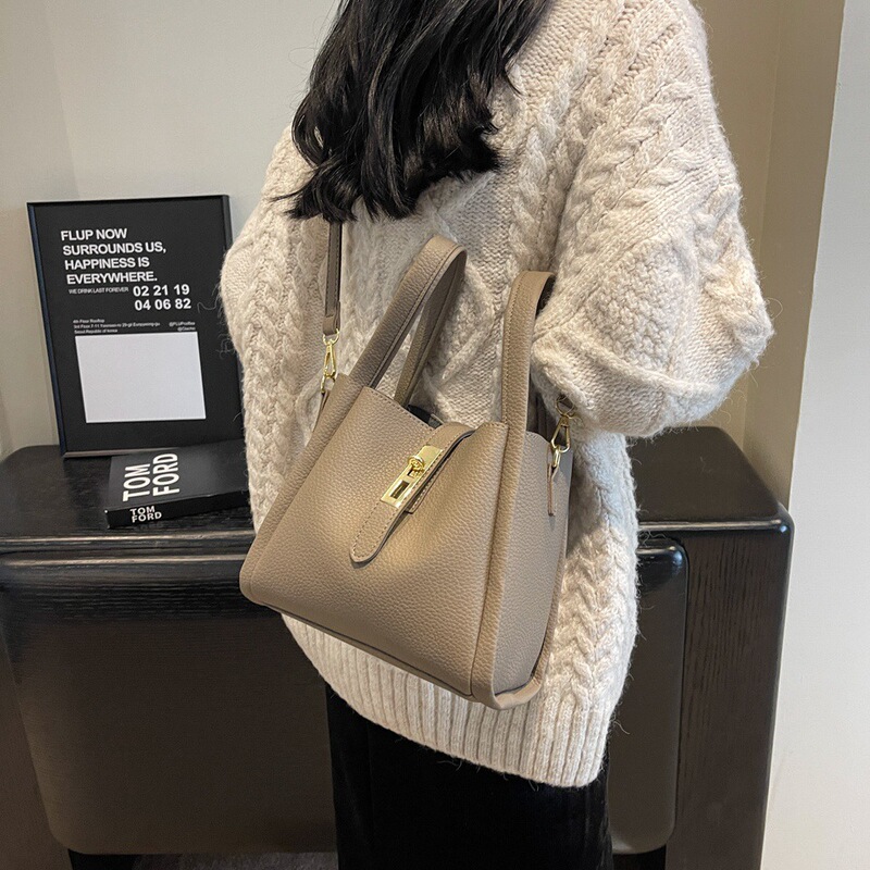 野菜バスケットのハンドバッグ女性2025新型秋冬レトロファッションバケツバッグ高級感小衆ショルダーバッグ|undefined