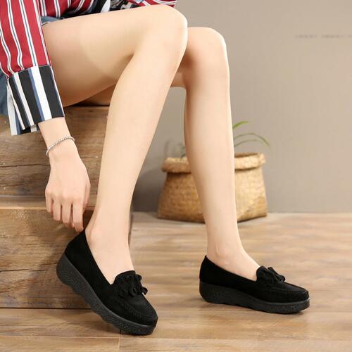 Women's Thick Sole Old Beijing Cotton Shoes with Platform and Wobble Heel, Non-slip Bead Shoes, Hotel Black Work Shoes