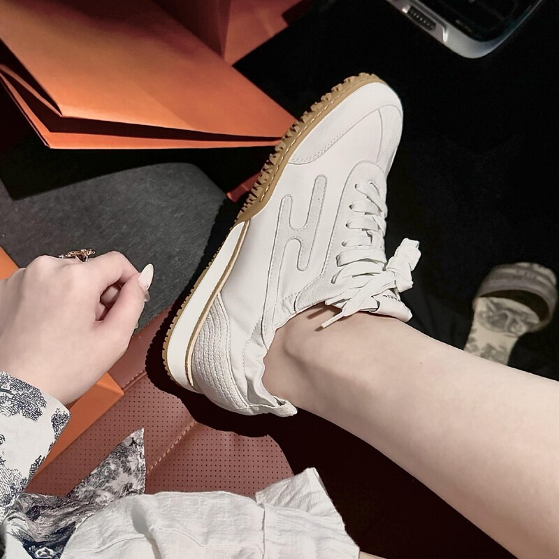 H's New Jet Series Genuine Leather Flats White Agan Training Shoes for Couples Sports Fashion Casual Shoes for Men and Women