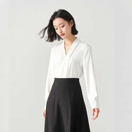 白色v领职业衬衫女士西装内搭正装上衣轻奢高级感面试雪纺衬衣服