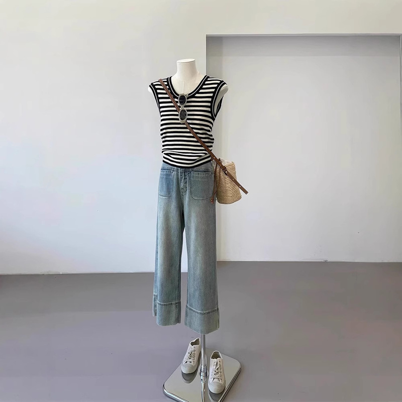 外国貿易のヨーロッパ商品の高級感のストライプの丸首の氷の糸のニットの袖なしのベストの女性の夏の修身はやせている流行の上着を現します。|undefined