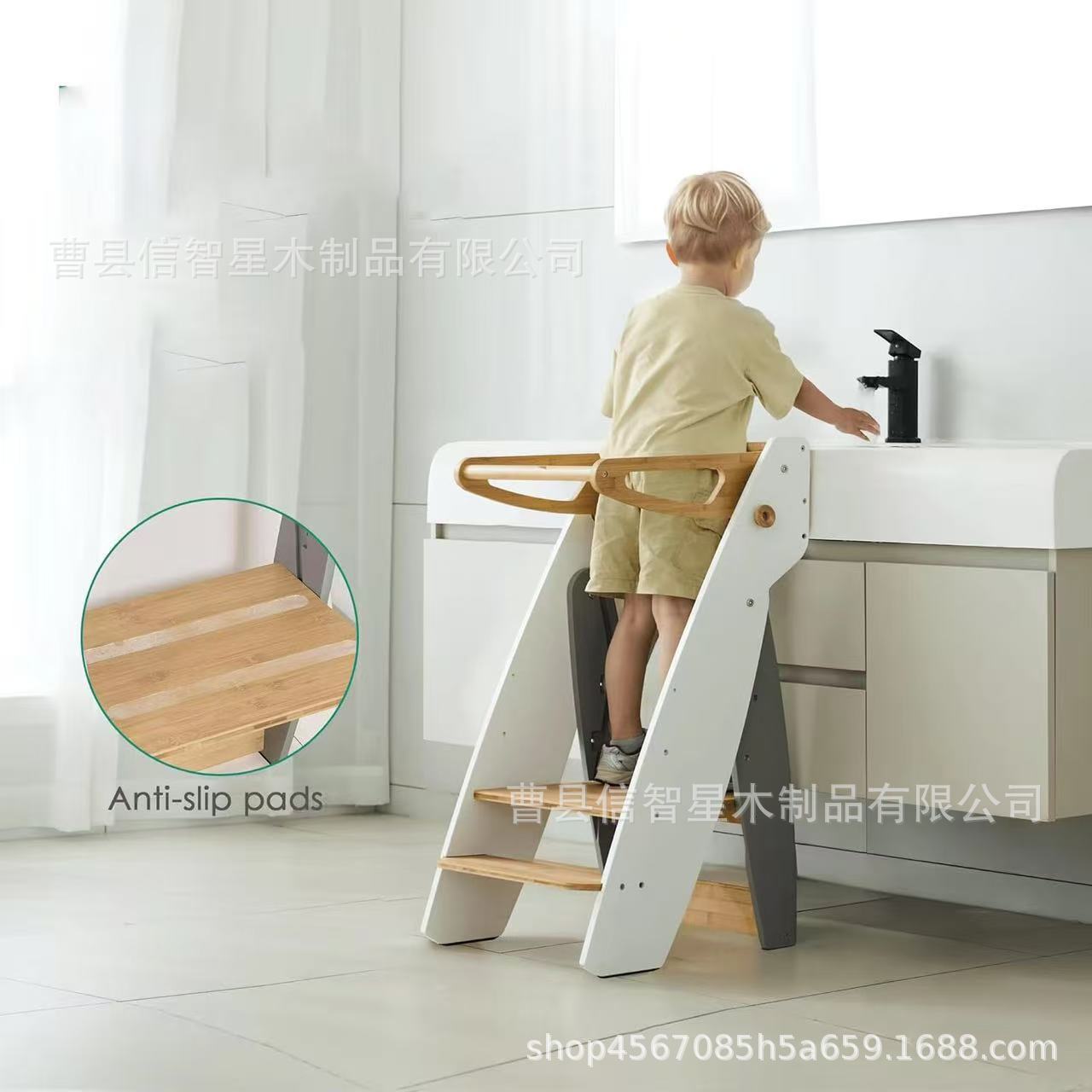 Custom-made wooden children's step stool for home use, solid wood, foldable, and can be used as a helper stool or a foldable wooden step stool