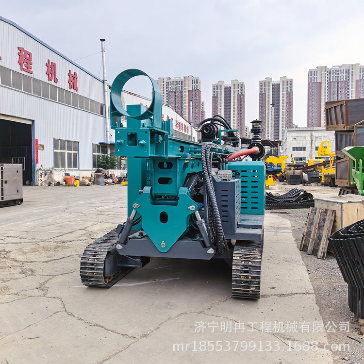 高低腿光伏打桩机