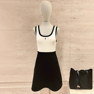 ��ʽ����2026�����¿�Ů�b�r�кڰ�ײɫƴ�ӵ������������B��ȹ