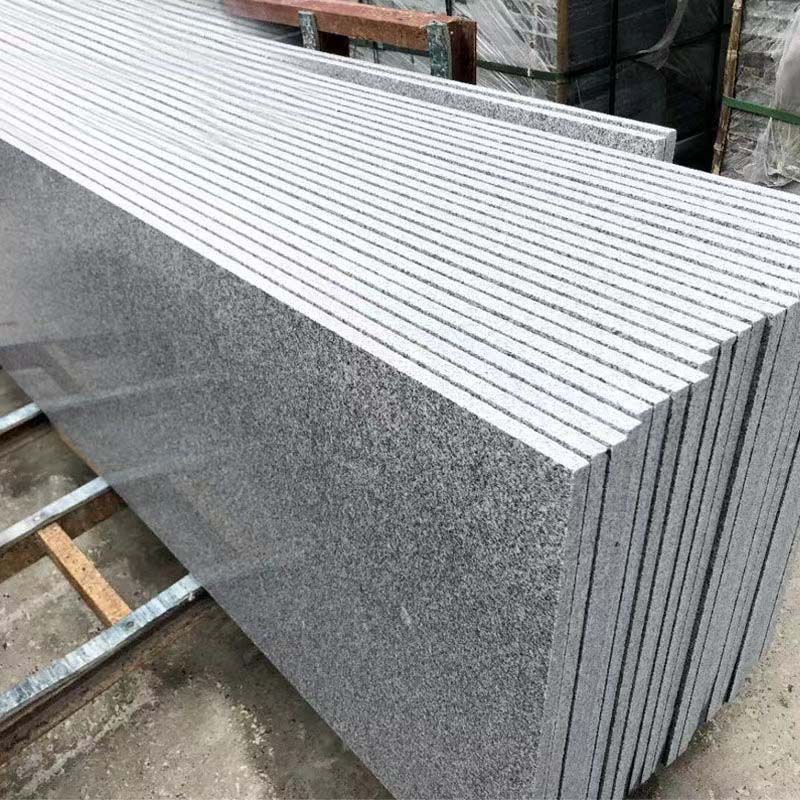 宁夏花岗岩石材芝麻白黑灰火烧板庭院地砖院子室外户外花园露