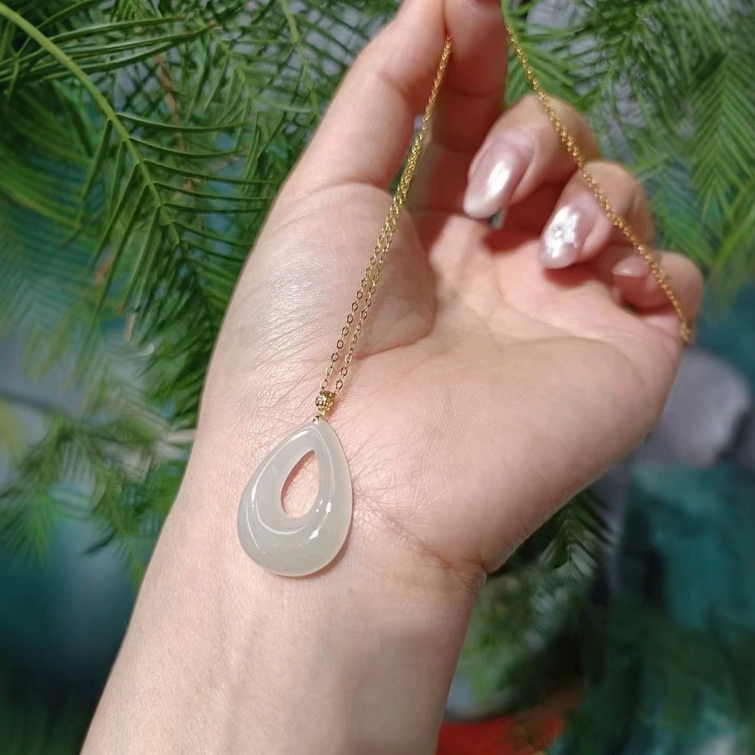 Jiyutang Синьцзян Hetian Jade Новый ледяной подвесной Qingshui Fengwei кулон небольшой бутик деликатный ледяной лед увлажняет