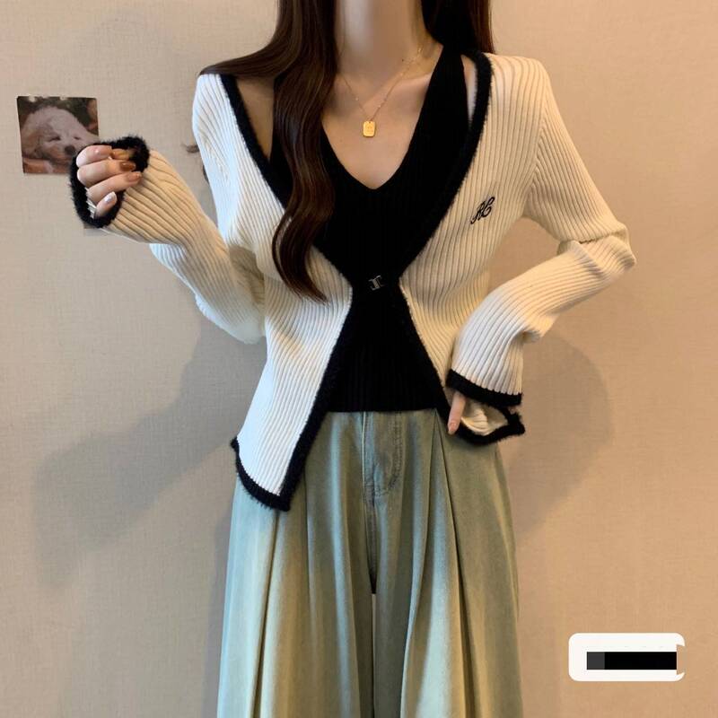 Autumn women's fake two-piece bottoming shirt 2023 new women's autumn and winter fashionable western style women's knitwear top autumn Autumn women's fake two-piece bottoming shirt 2023 new women's autumn and winter fashionable western style women's knitwear top autumn