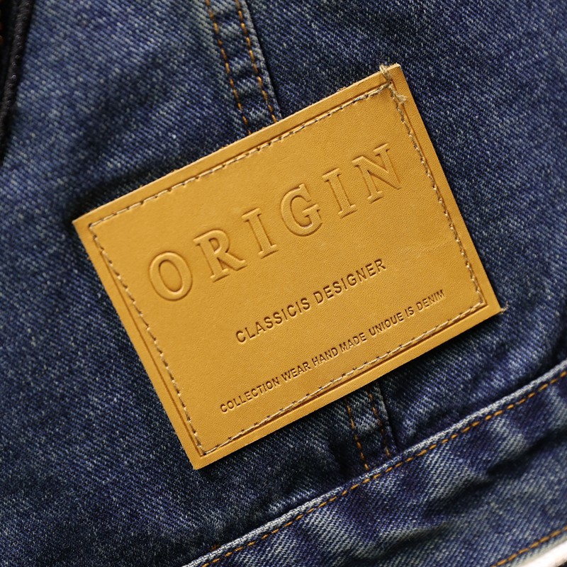 Men's Denim Jacket With Embroidery And Owl Beads Style Detail_voghion.com