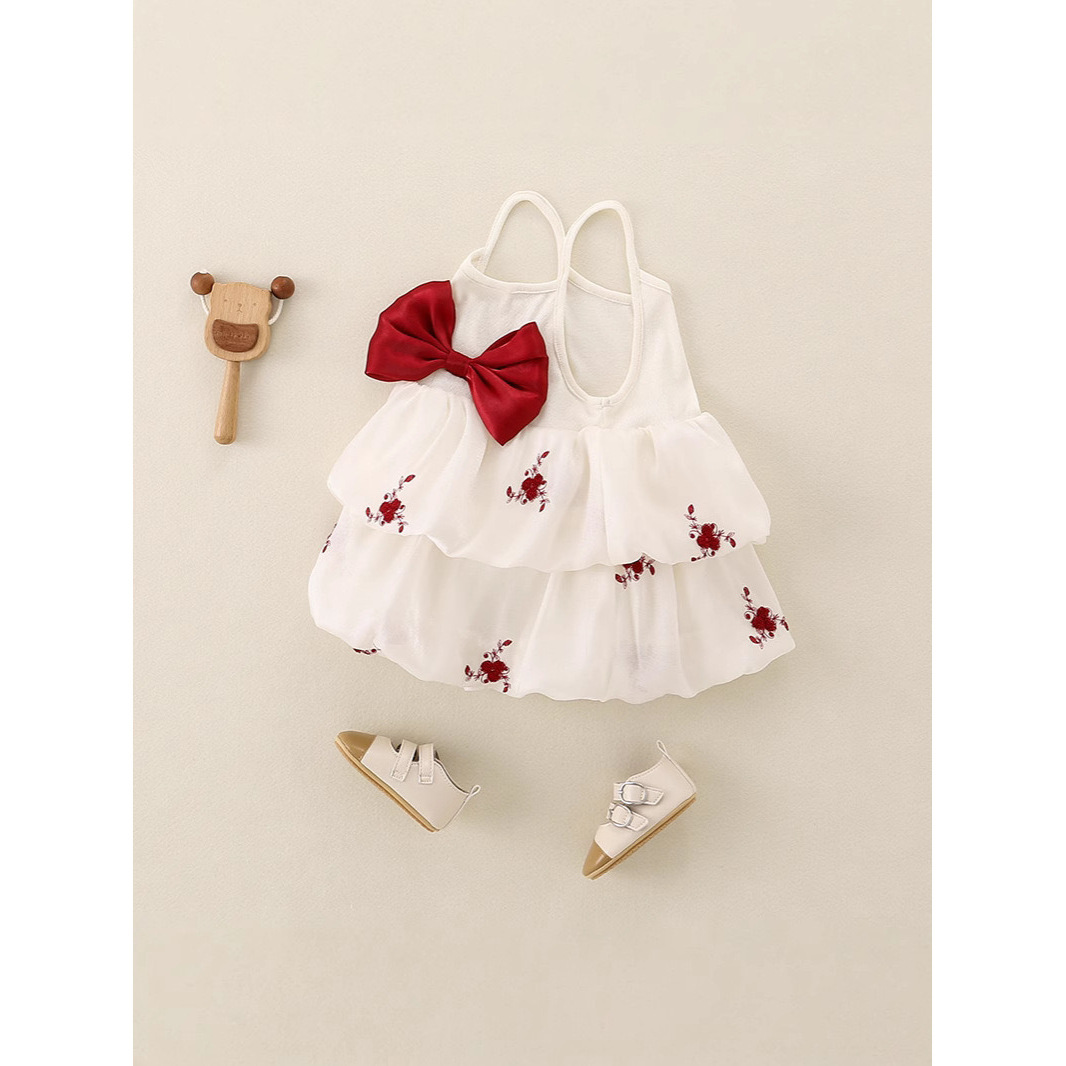 Ropa para bebés, una pieza delgada, vestido de verano, falda de pastel de princesa para bebés, mamelucos lindos, estilo de verano para recién nacidos