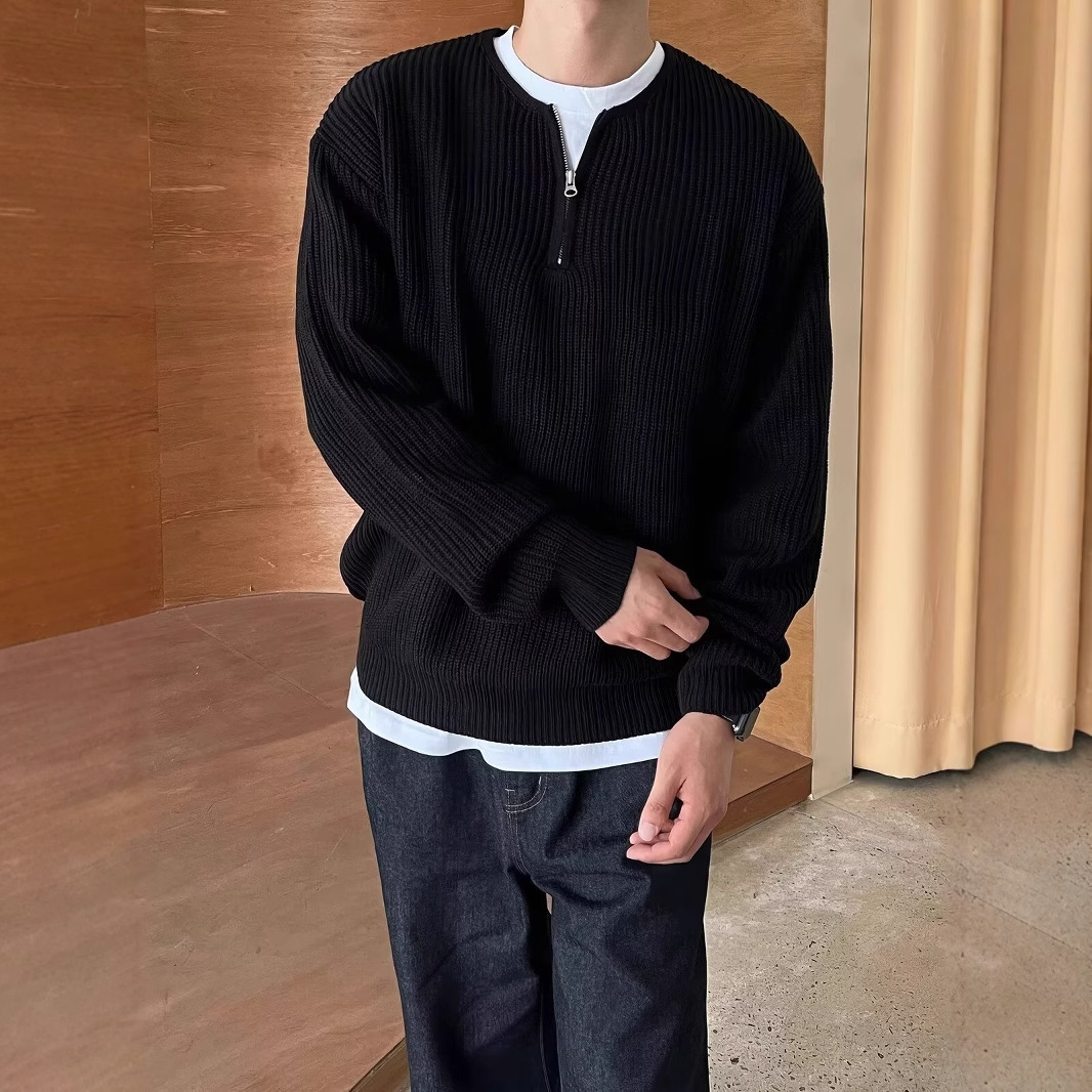 Men's autumn retro knitted sweater with a round collar with zipper