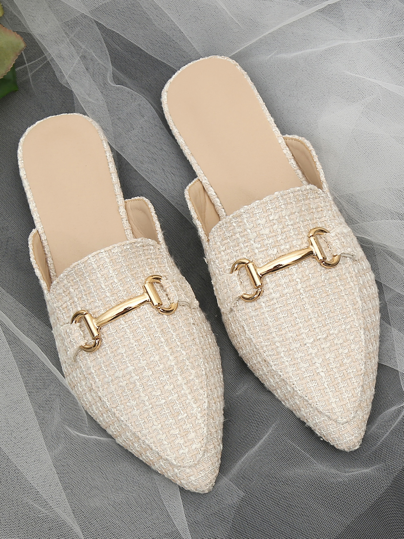 Grenzüberschreitender Sommer, kleiner Duft, modische Damen-Einzelschuhe mit flachem Boden, spitzer Zehenbereich, leerer Baotou-Half-Drag-Außenhandel_voghion.com