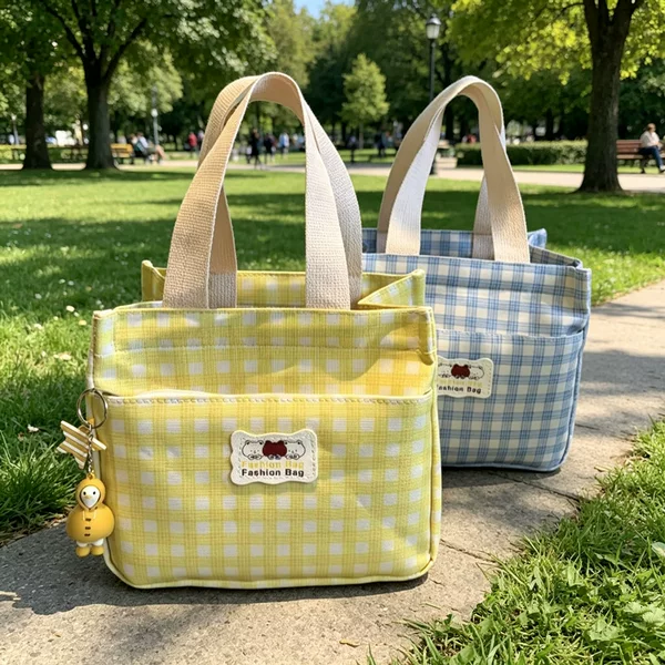 New Plaid Canvas Handbag for Female Students, Large Capacity Lunch Bag, Cute Cartoon Style, Versatile Bag for Work and Commuting