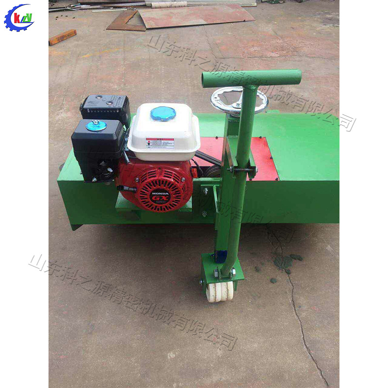 座驾式汽油梳草机足球场草坪梳草充砂一体机人造草坪刷草清理机