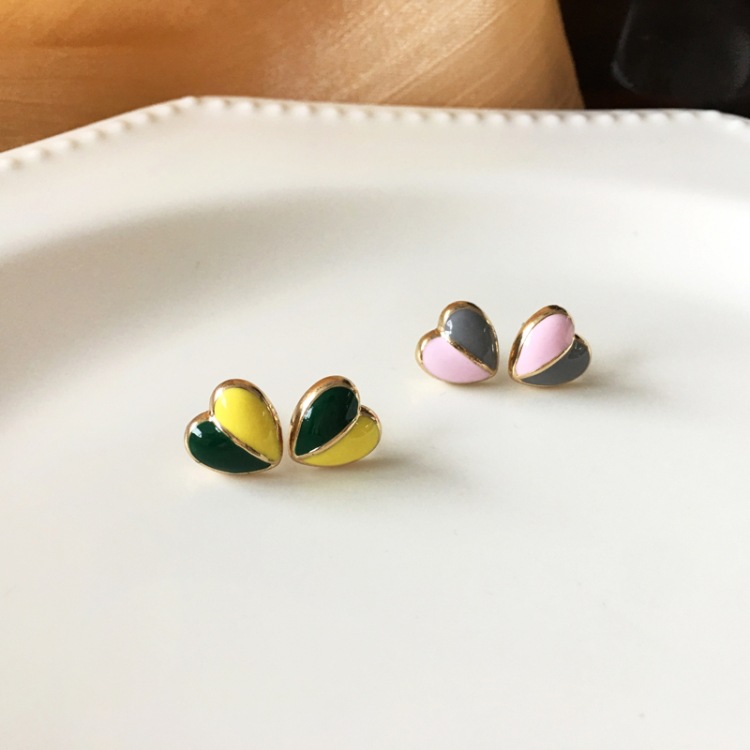 Simple Heart Drop Oil Hit Color Earrings display picture 12