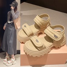 健康，时尚选择。米白色黑色卡其色一字带凉鞋浙江温州尖头