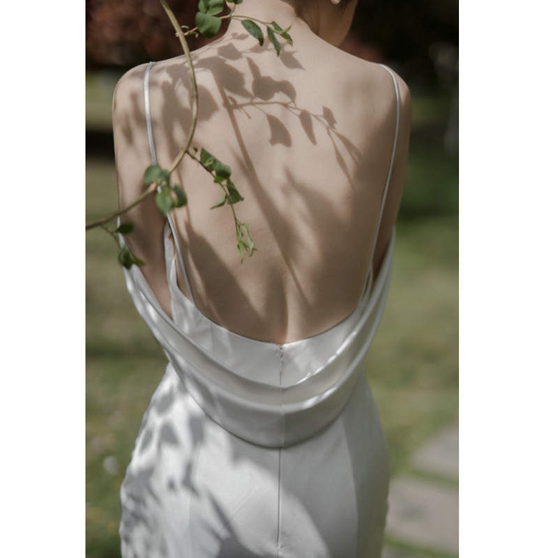 White travel spring wedding dress