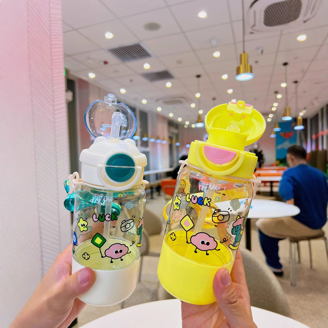 Yitongpc tazas de plástico de dibujos animados para niños tazas de paja de rebote portátil estudiantes lindos tazas de agua nuevas botellas de agua
