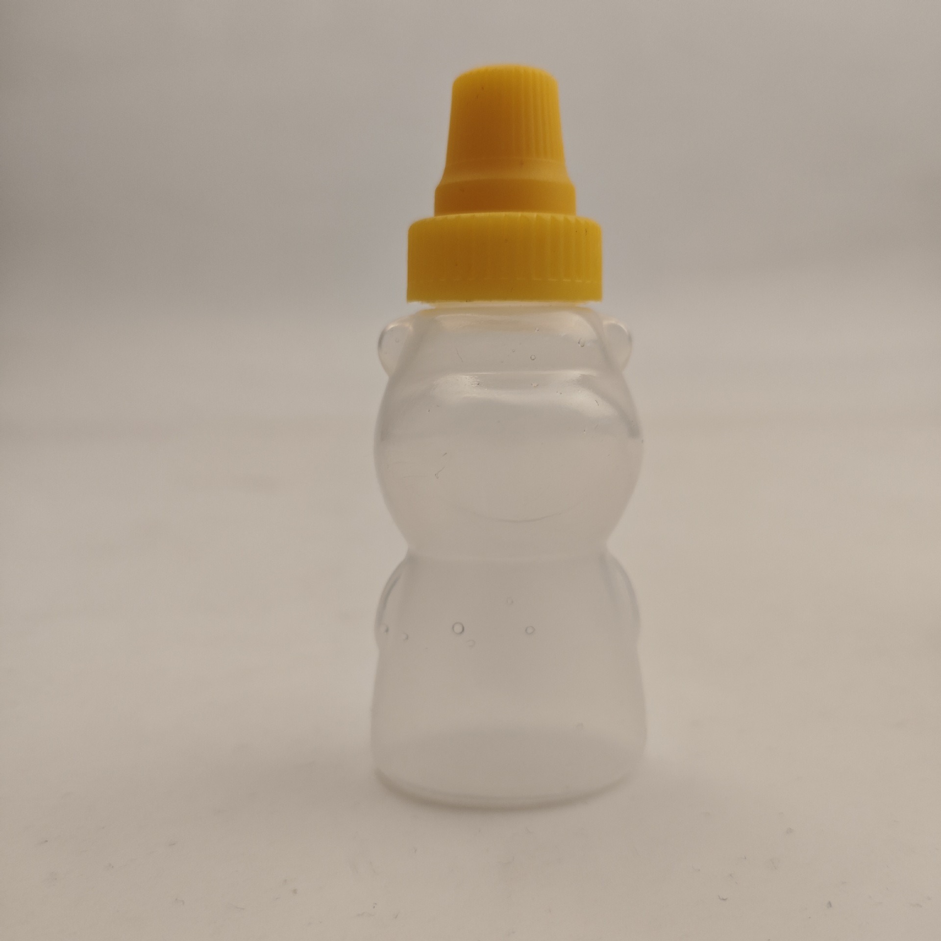 Cross-border Hot Selling Cute Sauce Bottle Kitchen Portable Sauce Salad Spice Bottle Mini Tomato Honey Squeeze Sauce Bottle_voghion.com