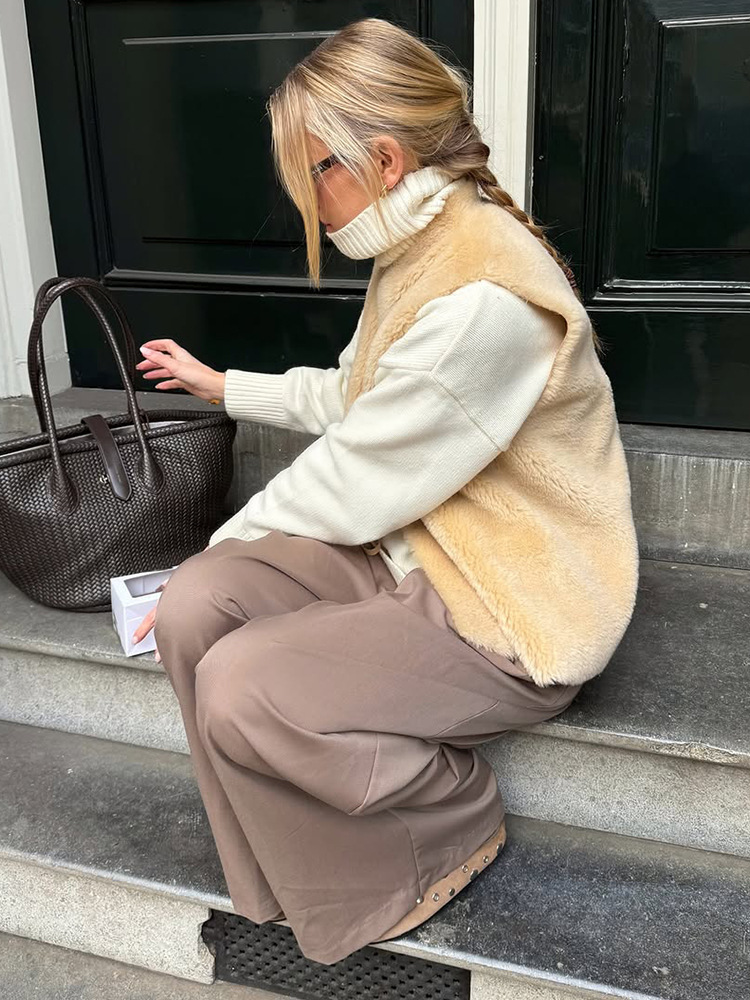 Cajera de cordero chaleco de cachemira primavera y otoño 2025 nueva ropa de mujer europea y americana sin mangas corta chaleco de cardigan casual image 4