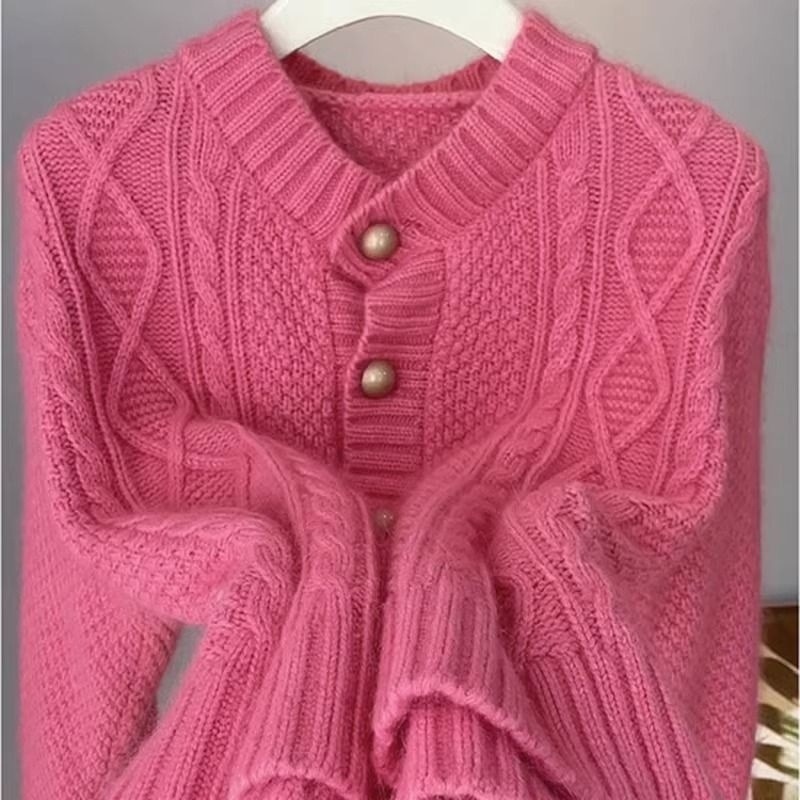 Small fragrance style pink age-reducing high-quality texture twist sweater jacket for women in autumn and winter Korean style lazy style knitted cardigan thick