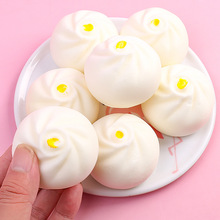 PU慢回弹大号6cm仿真包子柔软可捏Pu仿真食玩奶黄包解压玩具挂件
