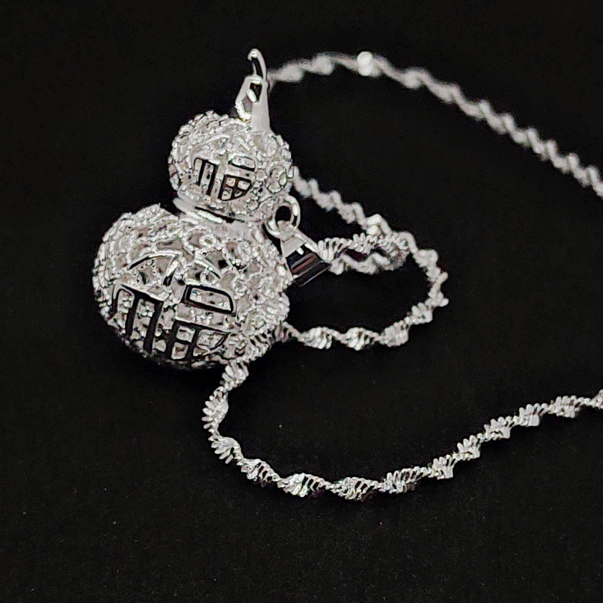 새로운 속이 빈 조롱박 펜던트 럭키 캐릭터 (물 웨이브 체인 포함)