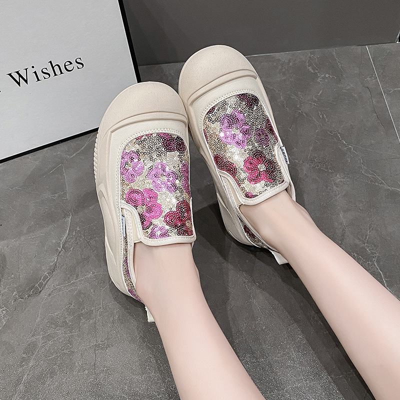 Women's Casual Floral Sequins Round Toe Casual Shoes display picture 5