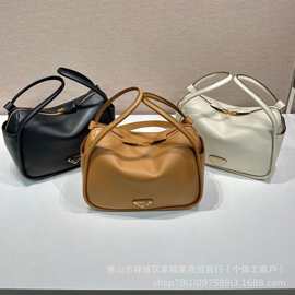 P拉达女士双提手饰牛皮手提单肩包斜挎包高品质图片实拍