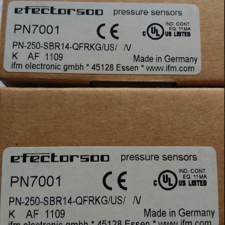 现货正品易福门IFM带显示屏的压力传感器PN7001  PN7071压力开关