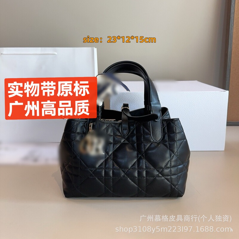 Foreign trade cross-border women's bag D brand Guangzhou high version 2026 new model toujours diamond-patterned shoulder tote bag Foreign trade cross-border women's bag D brand Guangzhou high version 2026 new model toujours diamond-patterned shoulder tote bag